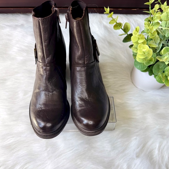 Nicole Reiny Dark Dune Leather Ankle Bootie with Block Heel Size 7.5 - Picture 9 of 12